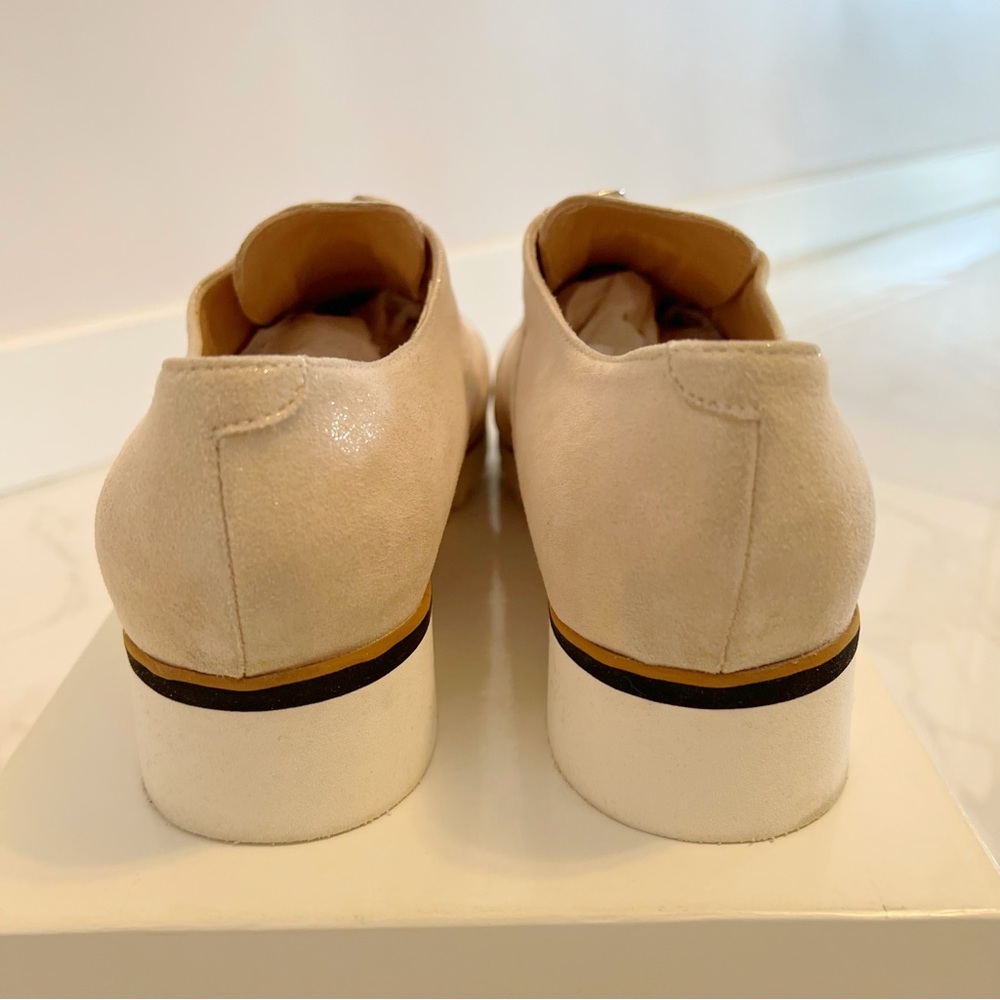 ITALIAN Sparkly Beige Silver Leather
Suede Hardwear Shoe Size 39 - Picture 15 of 16